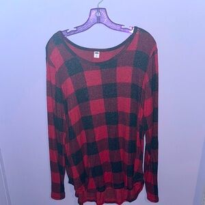 ⬛️🟥Old Navy Plaid Top⬛️🟥